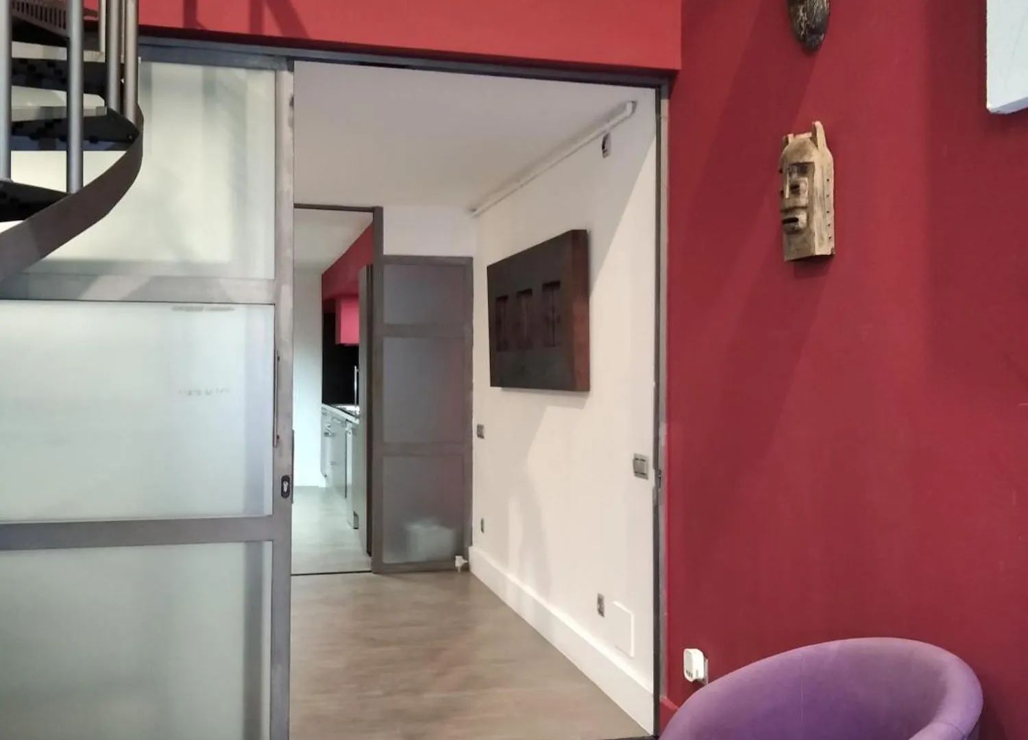 Aparteasy - Monument, Large, Cosy Apartment Barcelona